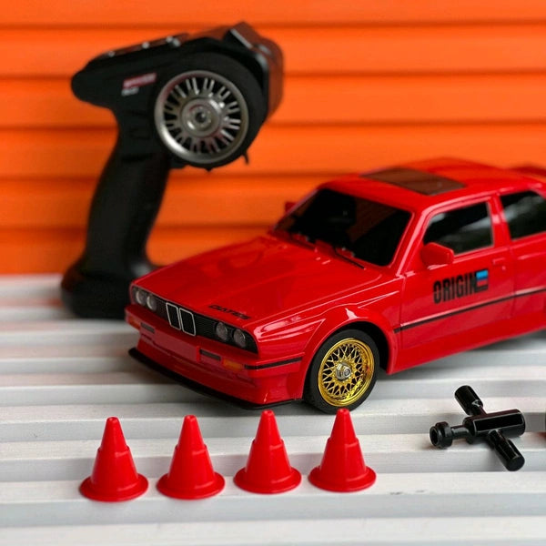 Remote Control Car 2.4GHZ High Speed Racing Car with Drift Tires, Roadblocks And LED Headlights Dual